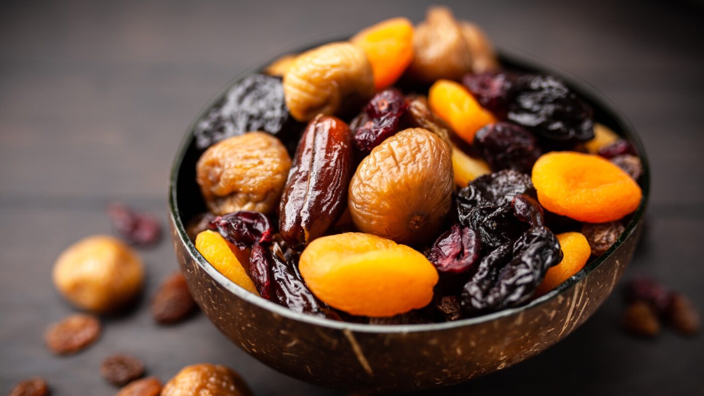 Healthy Snacks to Bring on Your Next Hiking Adventure